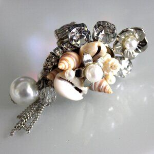 Beach Theme Stretch Ring 7-10 - 3.5" L x 1 1/4" W